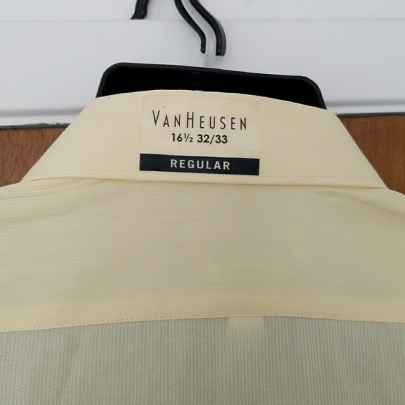 Men's Van Heusen button up long sleeve shirt! - Picture 5 of 5